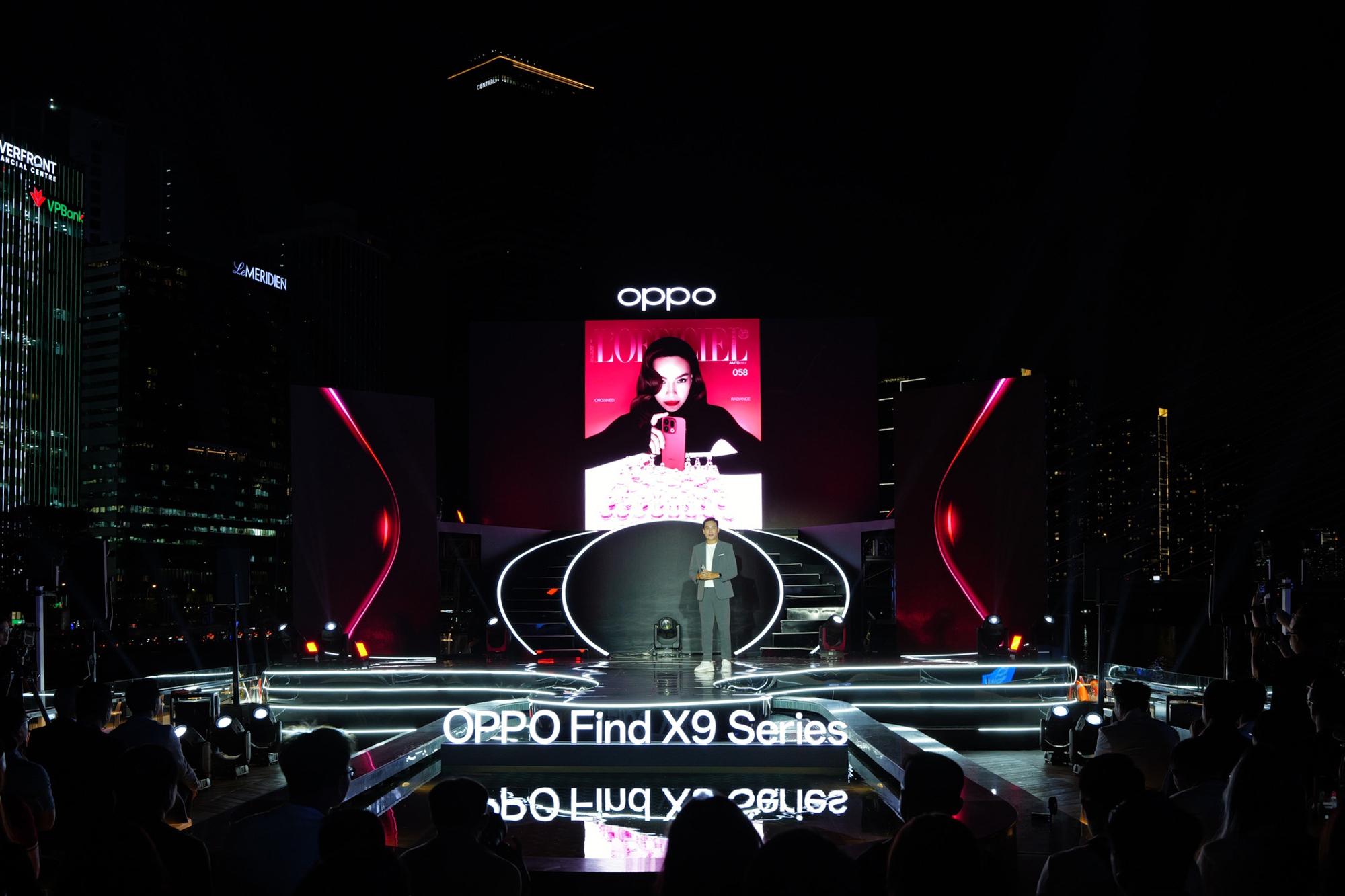 Mẫu điện thoại vừa được Hồ Ngọc Hà giới thiệu có gì đặc biệt?- Ảnh 1. Mẫu điện thoại vừa được Hồ Ngọc Hà giới thiệu có gì đặc biệt?- Ảnh 1.