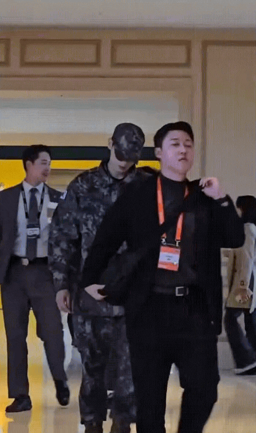 Mỹ nam đẹp đến mức được làm  Mỹ nam đẹp đến mức được làm