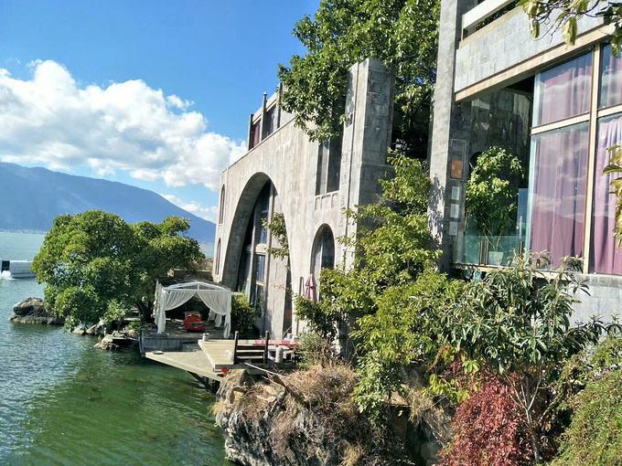 Nữ nghệ sĩ 30 năm không ăn cơm sở hữu biệt thự  Nữ nghệ sĩ 30 năm không ăn cơm sở hữu biệt thự