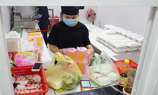 “Cuộc chơi” F&B đã khác: Mặt bằng đẹp là vô nghĩa, đòn quyết định nằm ở 2 thứ này?!- Ảnh 1. “Cuộc chơi” F&B đã khác: Mặt bằng đẹp là vô nghĩa, đòn quyết định nằm ở 2 thứ này?!- Ảnh 1.