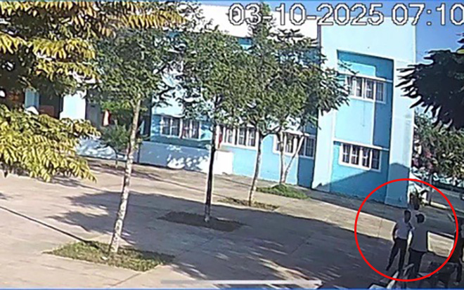 Vụ nam giáo viên bóp cổ đồng nghiệp, thái độ cười cợt khi họp kiểm điểm: Quyết định của nhà trường- Ảnh 1. Vụ nam giáo viên bóp cổ đồng nghiệp, thái độ cười cợt khi họp kiểm điểm: Quyết định của nhà trường- Ảnh 1.