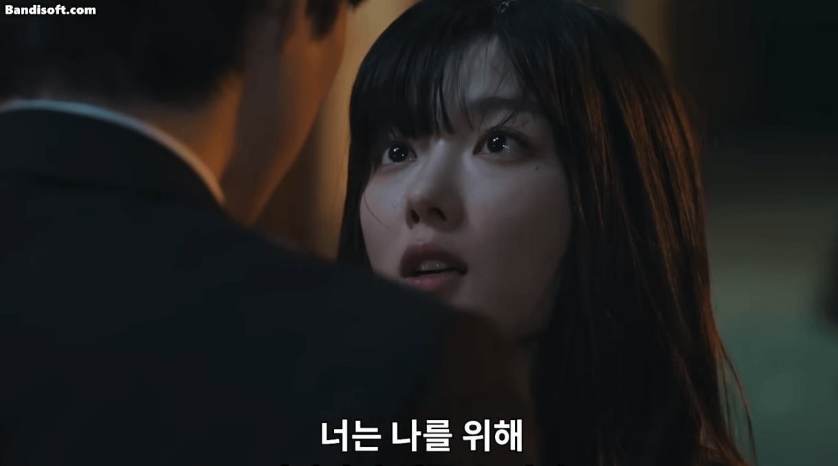 Mỹ nhân đẹp như thiên thần nhưng ác hơn quỷ dữ: Đạp lên đồng nghiệp để nổi tiếng, nhìn ánh mắt thấy lạnh gáy- Ảnh 8. Mỹ nhân đẹp như thiên thần nhưng ác hơn quỷ dữ: Đạp lên đồng nghiệp để nổi tiếng, nhìn ánh mắt thấy lạnh gáy- Ảnh 8.