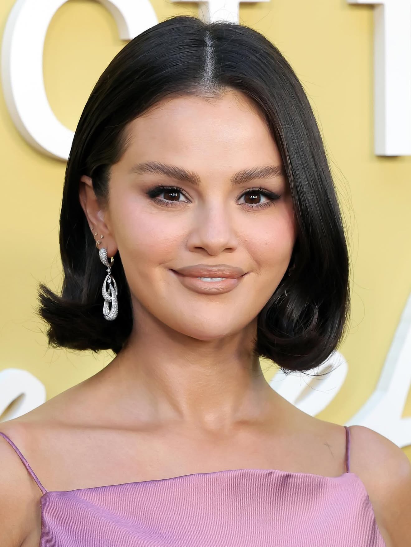 Kiếm hơn chục tỷ một đêm, Selena Gomez vẫn khiến 6 triệu người ngán ngẩm vì tự dìm mình thảm hại- Ảnh 2. Kiếm hơn chục tỷ một đêm, Selena Gomez vẫn khiến 6 triệu người ngán ngẩm vì tự dìm mình thảm hại- Ảnh 2.