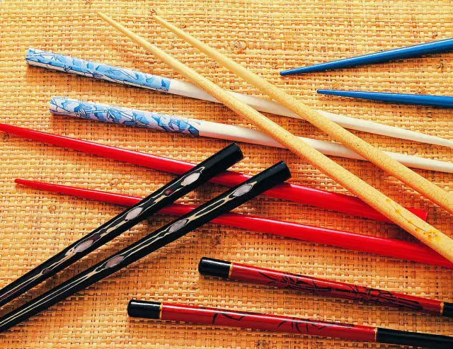 Đũa gỗ hay đũa inox tốt hơn? Bạn sẽ toát mồ hôi sau khi đọc bài viết này- Ảnh 1. Đũa gỗ hay đũa inox tốt hơn? Bạn sẽ toát mồ hôi sau khi đọc bài viết này- Ảnh 1.