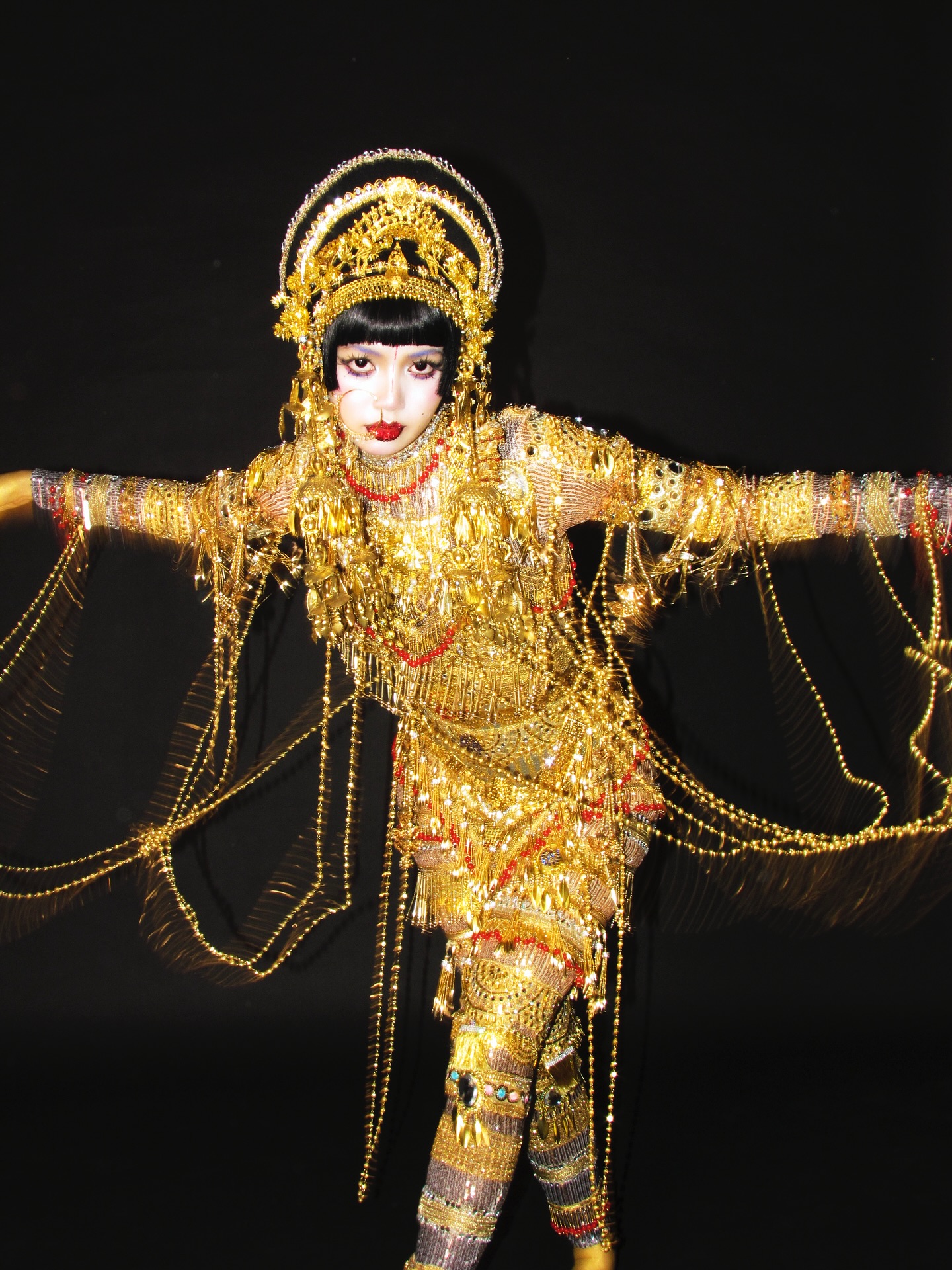 Lisa chơi Halloween đỉnh nhất thế giới!- Ảnh 4. Lisa chơi Halloween đỉnh nhất thế giới!- Ảnh 4.