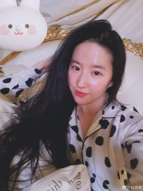 Đây mới là nhan sắc không giả dối của Lưu Diệc Phi- Ảnh 6. Đây mới là nhan sắc không giả dối của Lưu Diệc Phi- Ảnh 6.