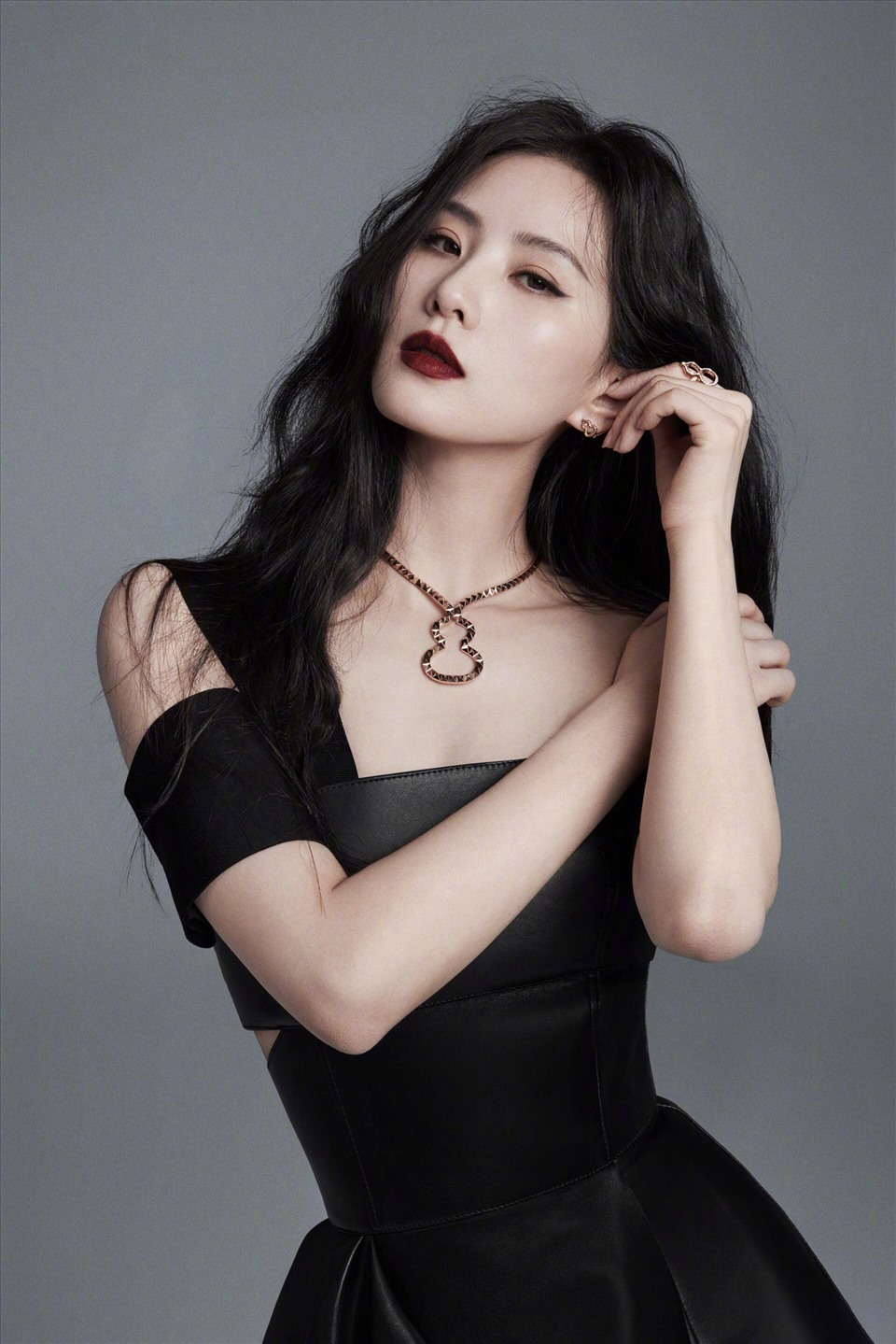 File ghi âm hé lộ bí mật động trời khiến cả showbiz điêu đứng- Ảnh 3. File ghi âm hé lộ bí mật động trời khiến cả showbiz điêu đứng- Ảnh 3.