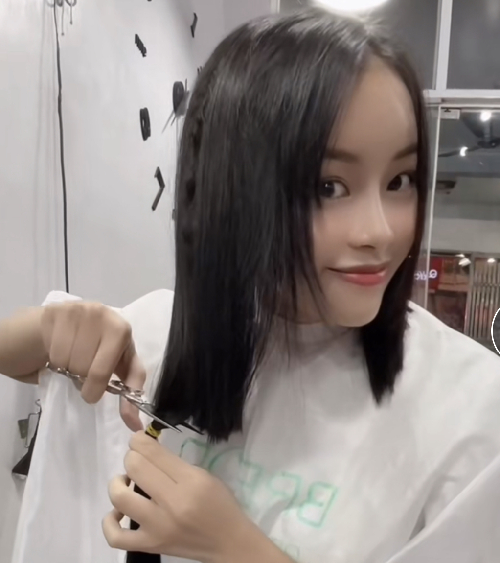 Vụ Nhã Phương hiến tóc nhuộm gây tranh cãi: Người trong cuộc và phía đơn vị nhận nói gì?- Ảnh 7. Vụ Nhã Phương hiến tóc nhuộm gây tranh cãi: Người trong cuộc và phía đơn vị nhận nói gì?- Ảnh 7.