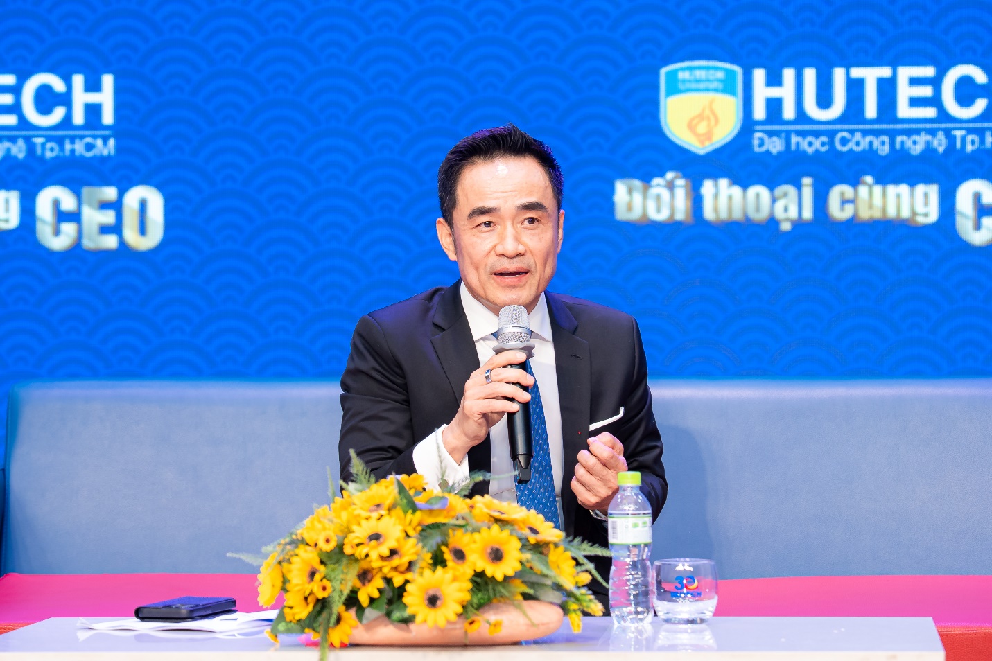 Khởi nghiệp không chỉ để làm giàu, mà để tạo giá trị- Ảnh 2. Khởi nghiệp không chỉ để làm giàu, mà để tạo giá trị- Ảnh 2.