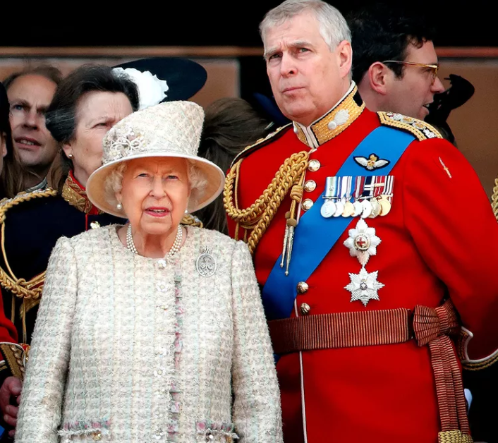 1 Hoàng tử Anh vừa bị tước bỏ danh hiệu- Ảnh 1. 1 Hoàng tử Anh vừa bị tước bỏ danh hiệu- Ảnh 1.