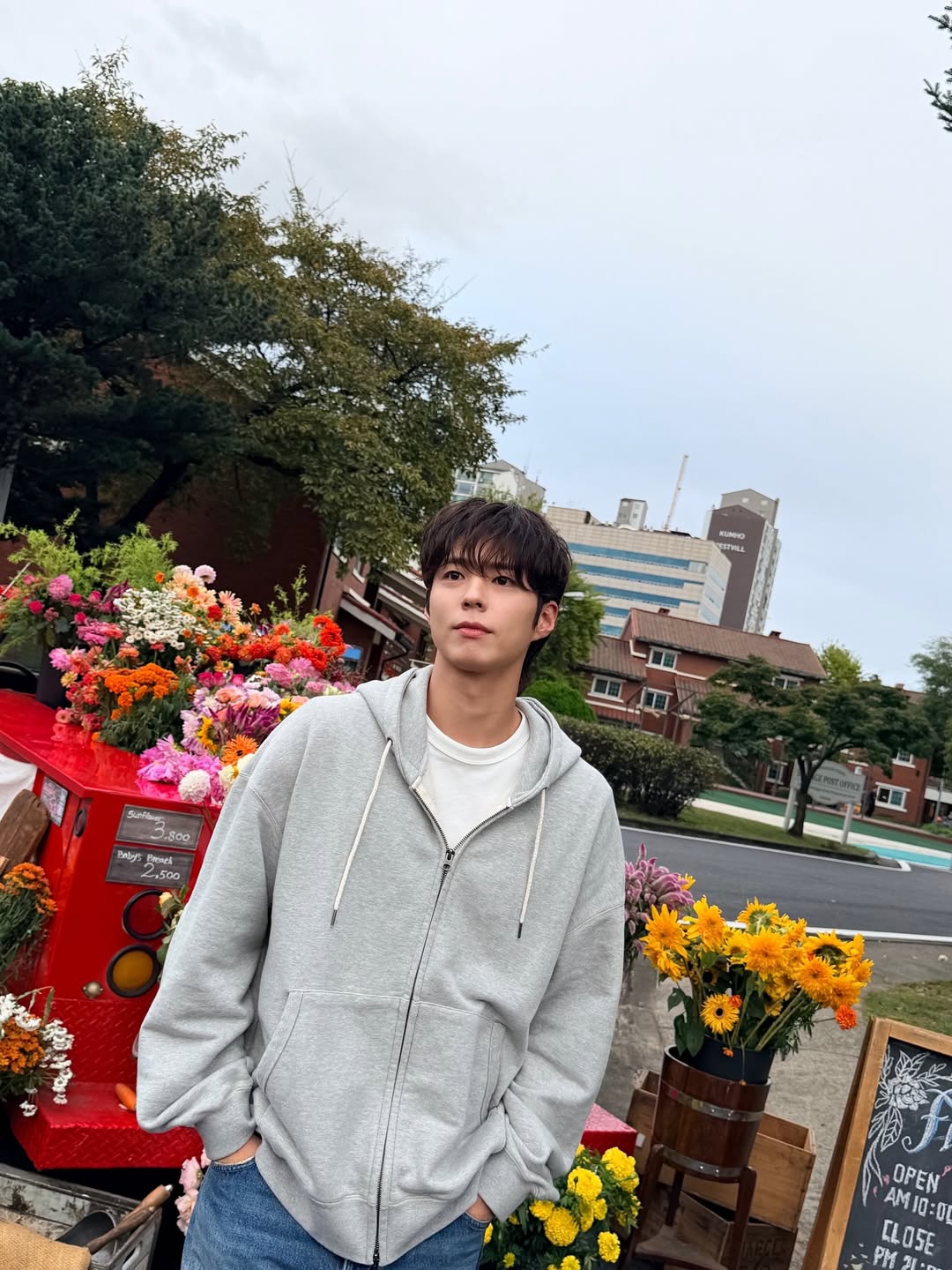 Park Bo Gum bị nêu thẳng tên trong vụ lừa đảo việc nhẹ lương cao 19 triệu 1 giờ?- Ảnh 4. Park Bo Gum bị nêu thẳng tên trong vụ lừa đảo việc nhẹ lương cao 19 triệu 1 giờ?- Ảnh 4.