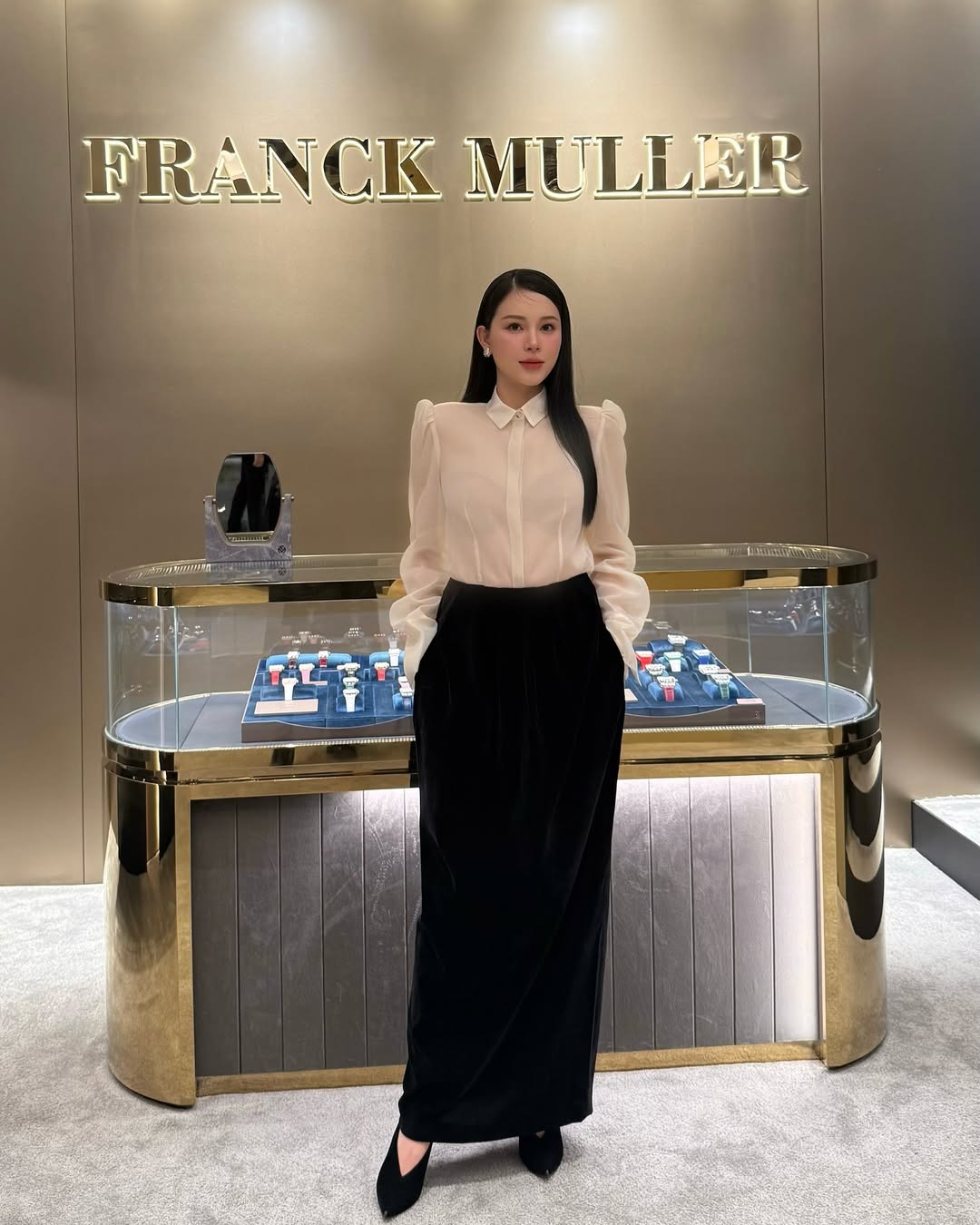 3 bóng hồng của gia tộc Johnathan Hạnh Nguyễn- Ảnh 10.