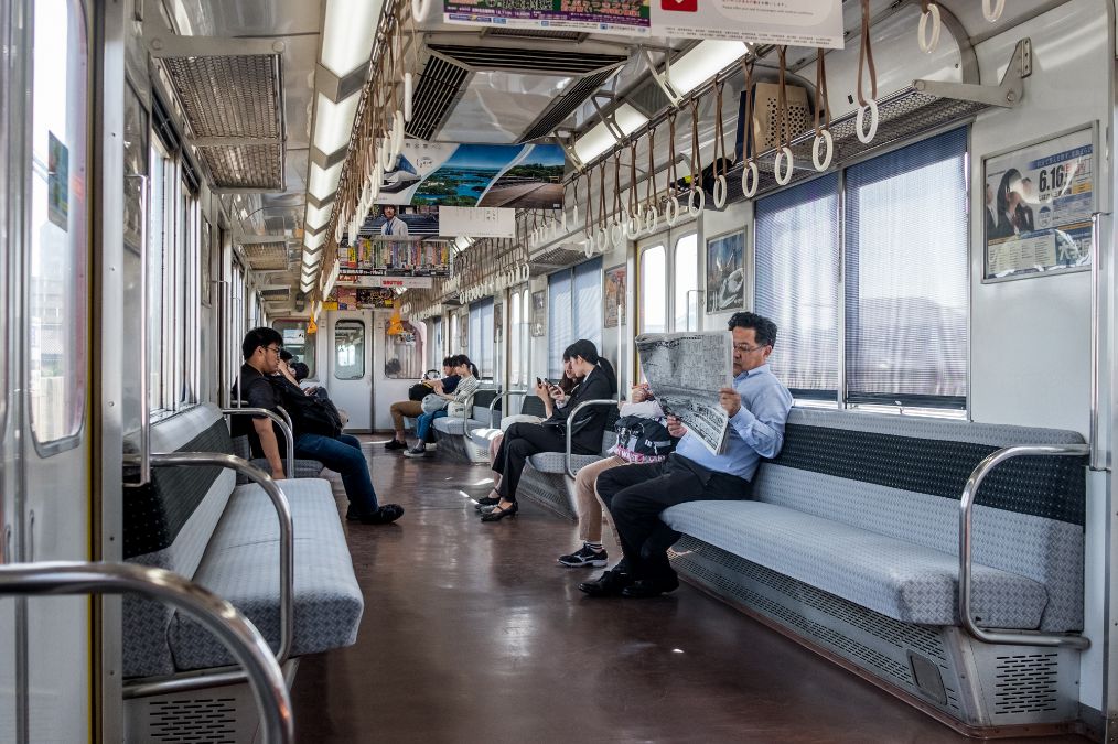 3 kiểu áo người EQ thấp thấy là mua- Ảnh 1.