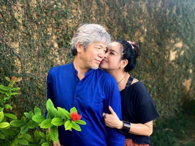 Nữ nghệ sĩ Việt bị kẻ lạ đánh tráo lúc chào đời: Đẻ con lúc 19 tuổi, sắp lên xe hoa- Ảnh 7.