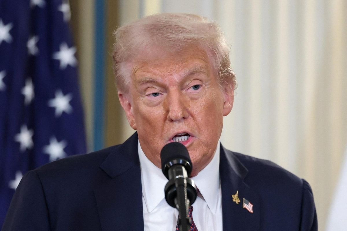 Hoài nghi về lời đe dọa từ ông Trump- Ảnh 1.