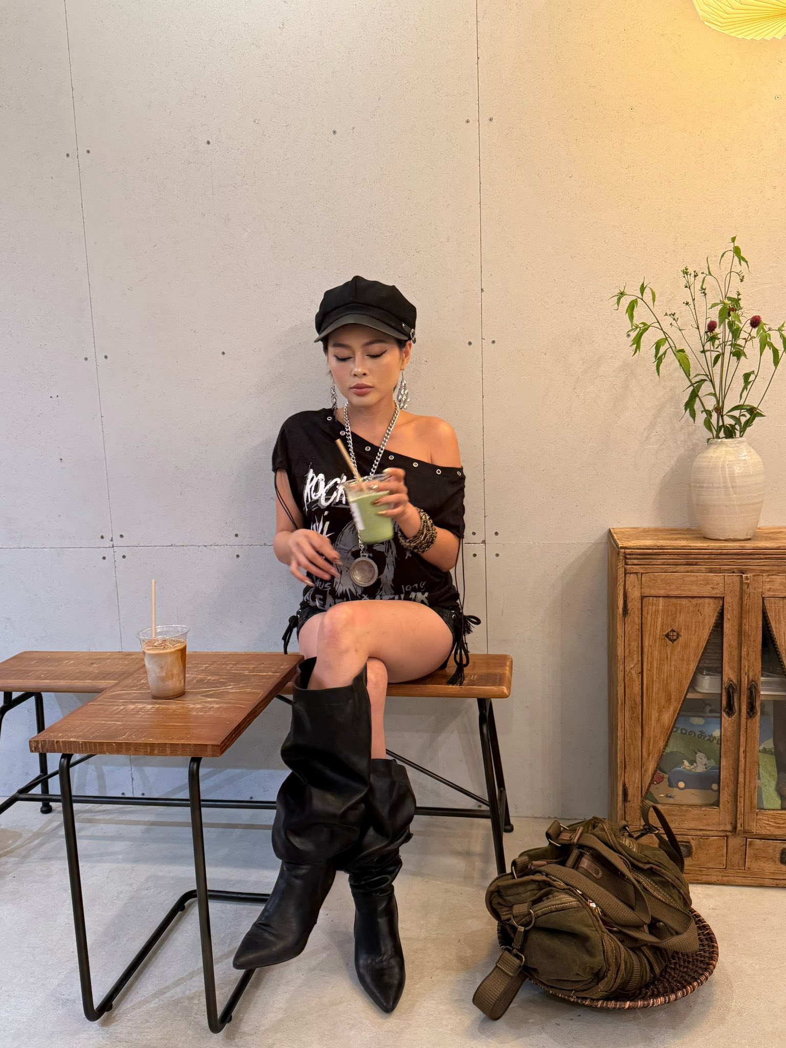 Tý Nị miền Tây lấy chồng Nhật sống sang chảnh, "mỏ hỗn" khét tiếng được gọi “tứ trụ Việt kiều” là ai?- Ảnh 11.
