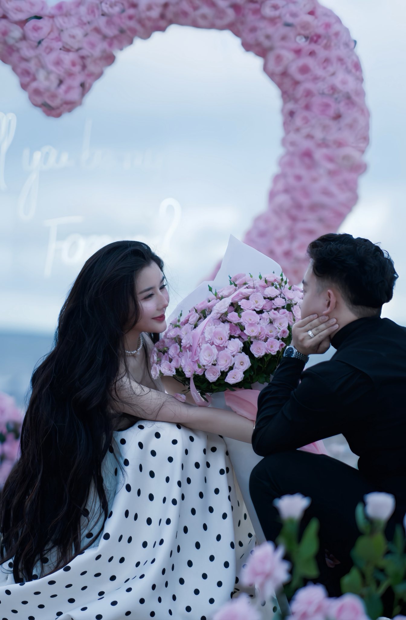 Hot girl 3 vòng siêu thực nhất Việt Nam khoe tiệc tỏ tình mà bị hiểu lầm… tiệc đoán giới tính con- Ảnh 4.