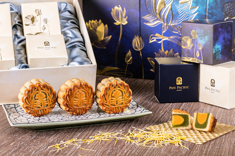 Bánh Trung thu Sheraton vẫn giữ phong độ suốt mùa trăng nhờ hơn 20 năm chế tác thủ công và 8 hương vị truyền thống- Ảnh 1.