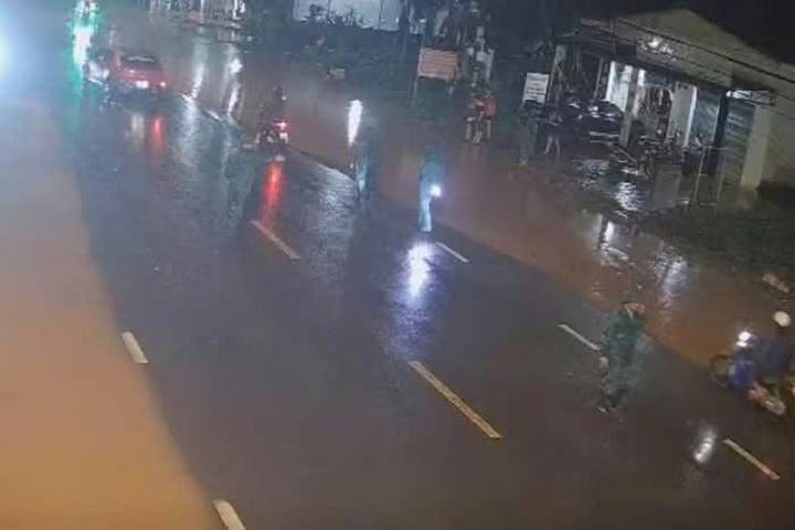 Chủ tịch UBND xã ở Đắk Lắk tử vong khi điều tiết giao thông- Ảnh 1.