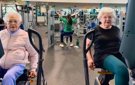 Người phụ nữ 100 tuổi gây sốt vì bài tập thể dục tại phòng gym tiết lộ bí quyết khỏe mạnh, đủ sức đến phòng tập 3 lần/tuần- Ảnh 3.