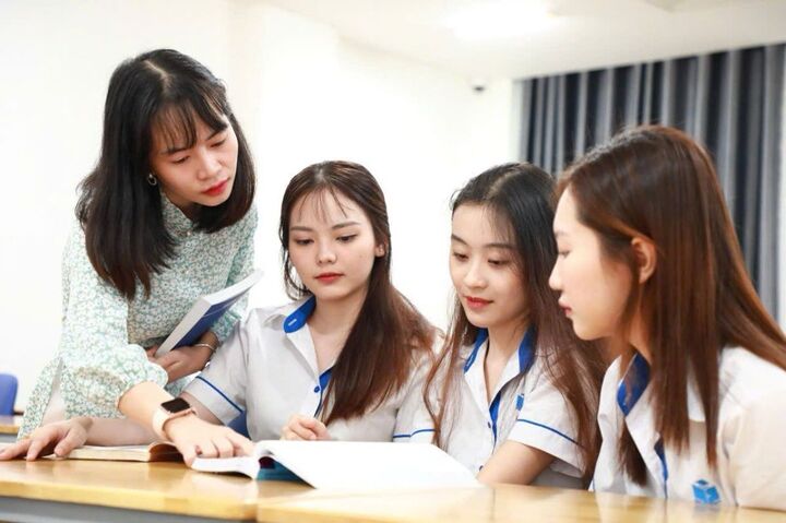 Đề xuất bỏ chức danh trợ giảng, không phân hạng giảng viên đại học- Ảnh 1.