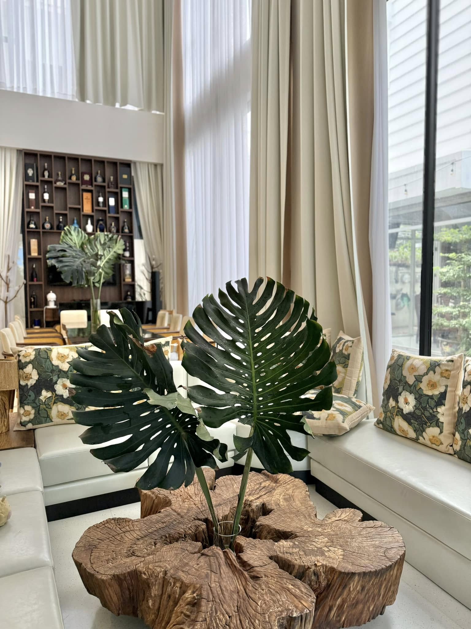 Bà chủ khu du lịch sinh thái trang trí biệt thự rộng 1.000m2 đón Trung thu: Giàu có nhiều, nhưng kiểu này 