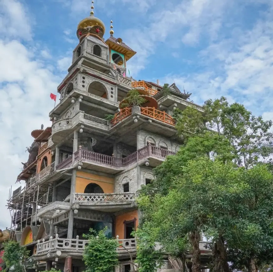 Bên trong "biệt thự điên" 51 tỷ, cao 30m, xây theo trí tưởng tượng suốt 10 năm của một nông dân Trung Quốc- Ảnh 10.