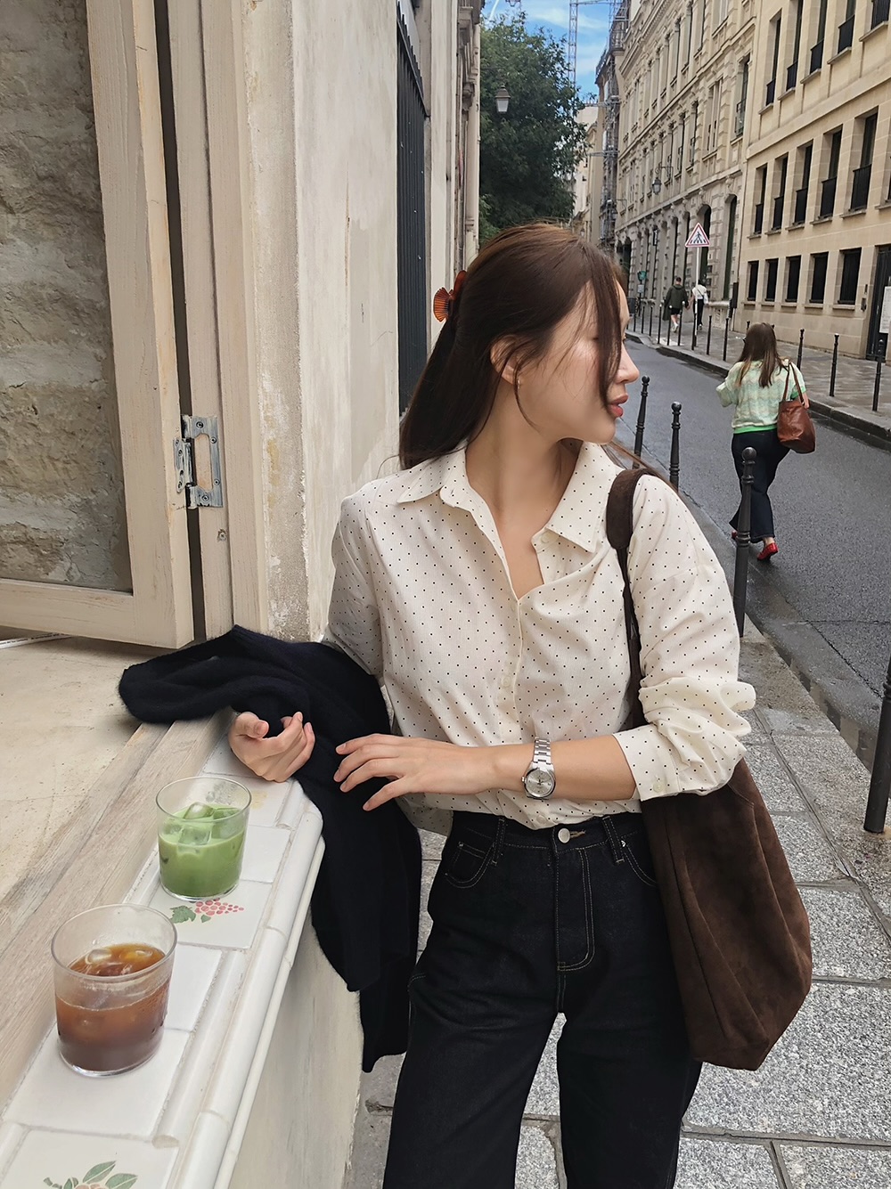 4 cách buộc tóc giúp chị em trông xinh và sang hơn khi mặc trang phục mùa thu- Ảnh 4.