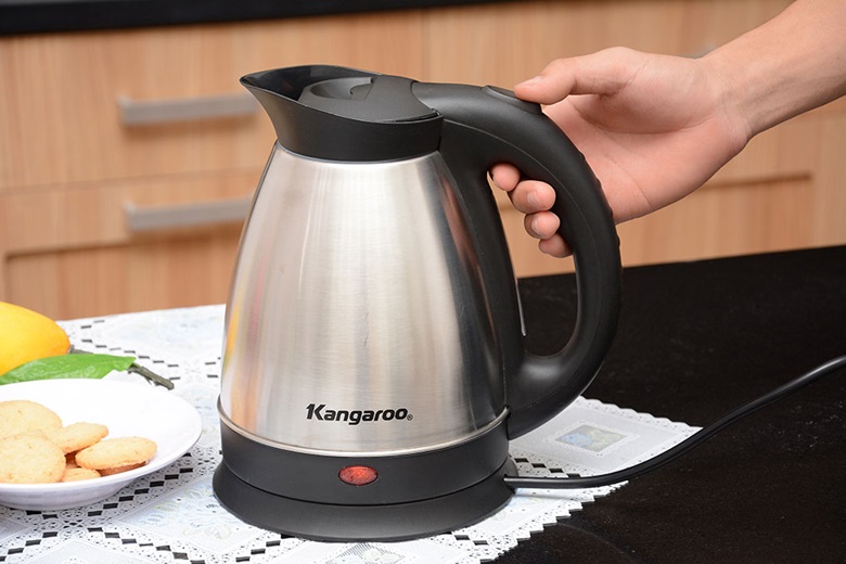 Lật tẩy 5 mẫu bình đun siêu tốc giá rẻ trên mạng: Mẫu nào đáng tiền, mẫu nào là "rác công nghệ" rước bệnh vào người?- Ảnh 2.