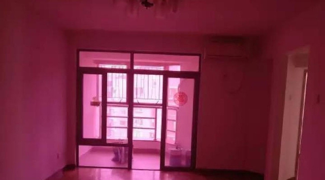 Điều "không giải thích được" trên tầng 21 của một toà nhà ngân hàng, bảo vệ tối nào cũng phải làm một việc- Ảnh 6.