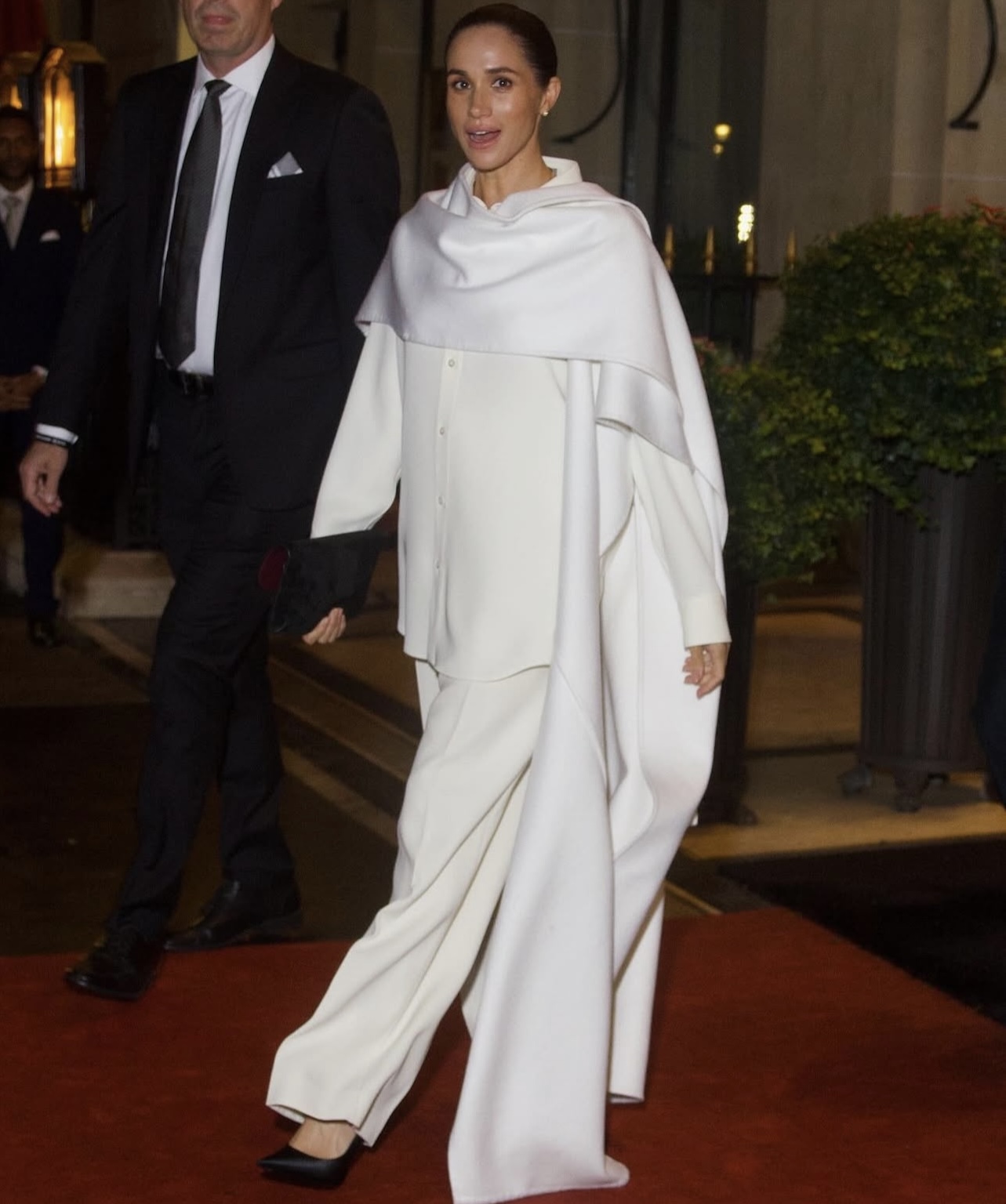 Màn tái xuất đầy thị phi của Meghan Markle- Ảnh 4.