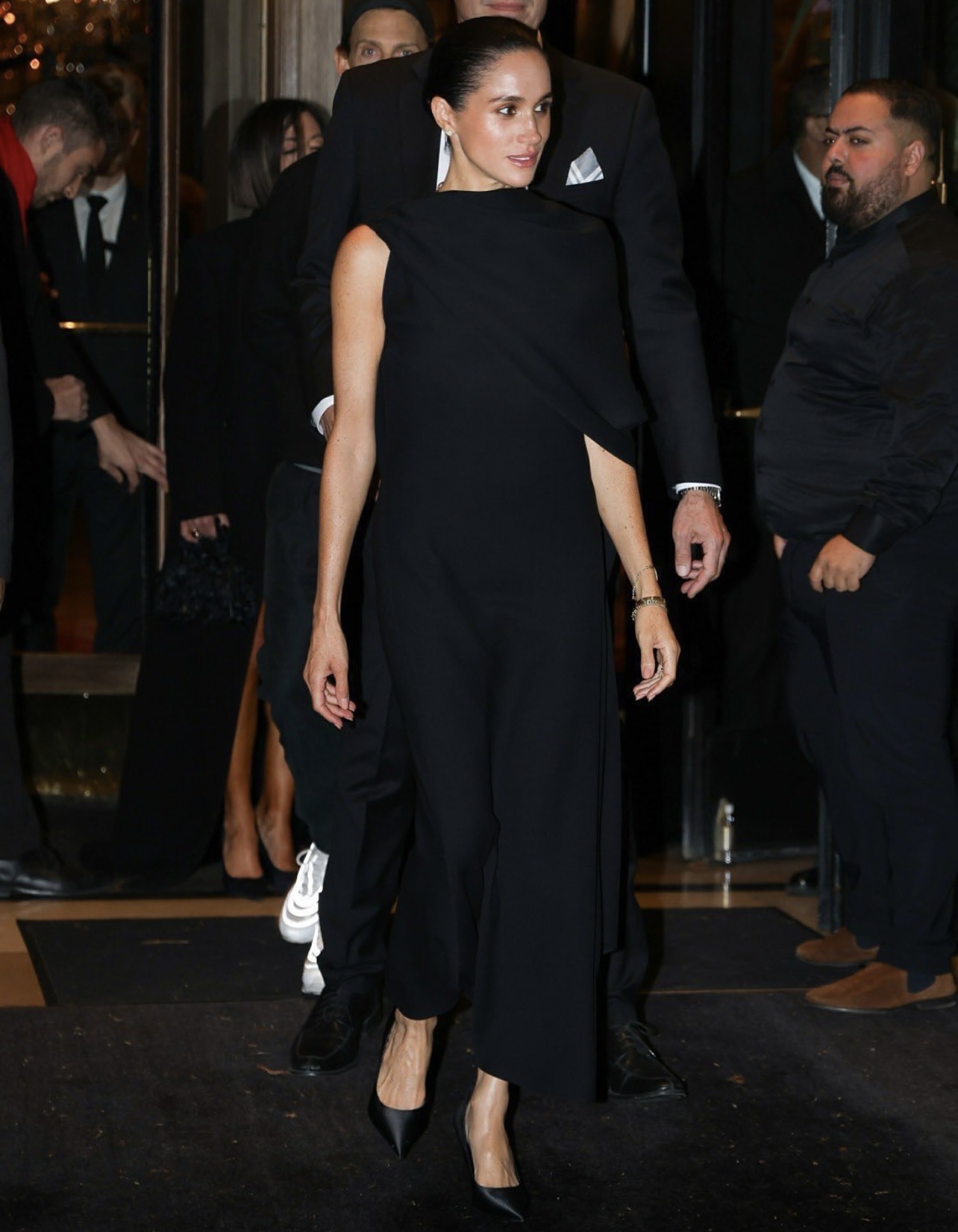 Màn tái xuất đầy thị phi của Meghan Markle- Ảnh 7.