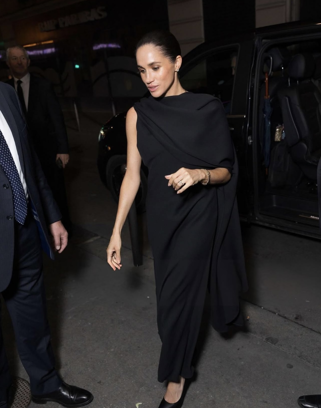 Màn tái xuất đầy thị phi của Meghan Markle- Ảnh 8.