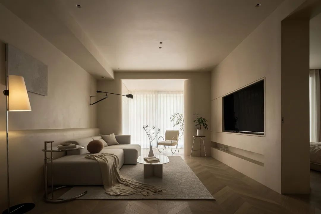 Cô gái 27 tuổi sống một mình trong căn hộ 100m2 tận hưởng cuộc sống độc thân, chưa vội lấy chồng vẫn hài lòng- Ảnh 1.