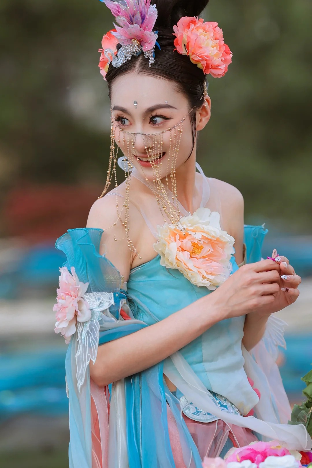 "Vén mặt chị Hằng" đang hot mùa Trung thu, cao điểm phải bay lên trời 6 lần/ngày- Ảnh 9.