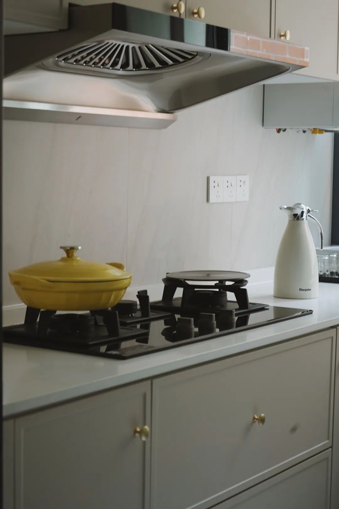 Cô gái 27 tuổi sống một mình trong căn hộ 100m2 tận hưởng cuộc sống độc thân, chưa vội lấy chồng vẫn hài lòng- Ảnh 11.