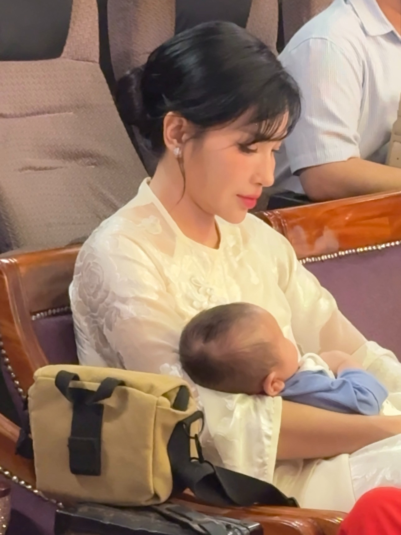 Khả Như nói gì khi được cho là đã bí mật sinh con?- Ảnh 2.