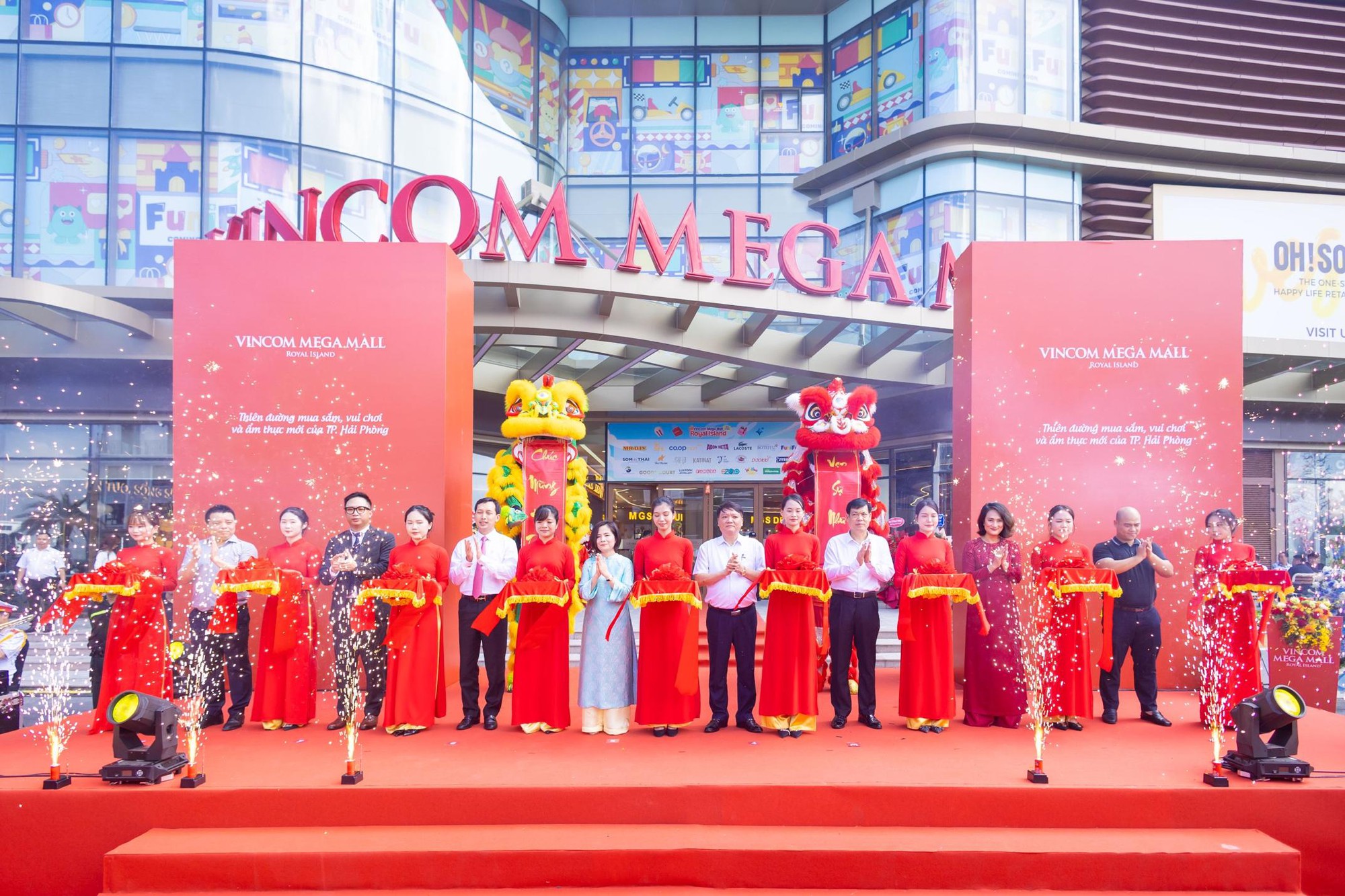 Khai trương Vincom Mega Mall Royal Island mới tại Hải Phòng- Ảnh 1.