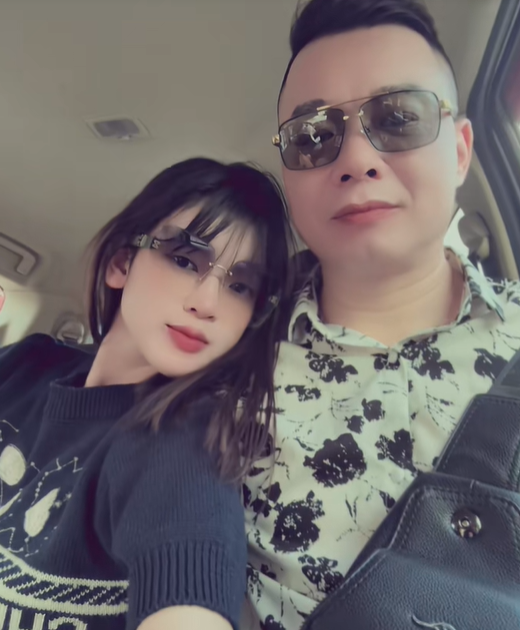 "Bạn gái kém 26 tuổi của Tôn Bằng" là ai mà đang tái hiện cuộc sống trên ngôi nhà di động như Hằng Du Mục?- Ảnh 7.