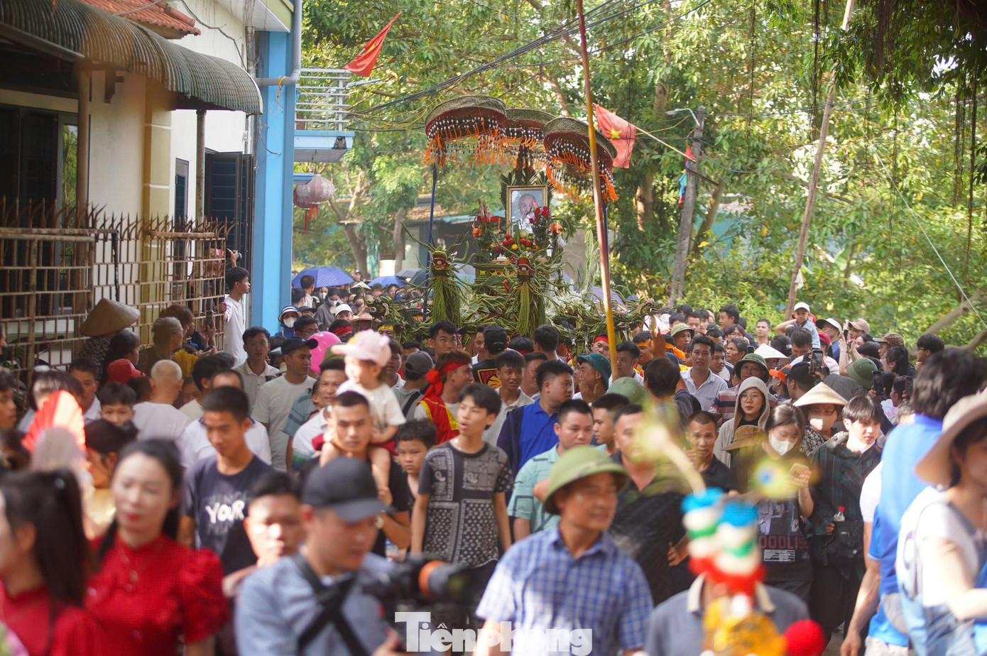 Biển người đổ về Phú Nghĩa- Ảnh 20.