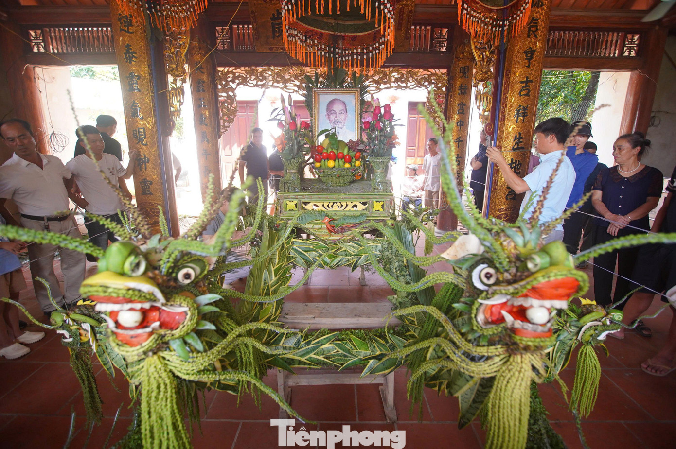Biển người đổ về Phú Nghĩa- Ảnh 2.