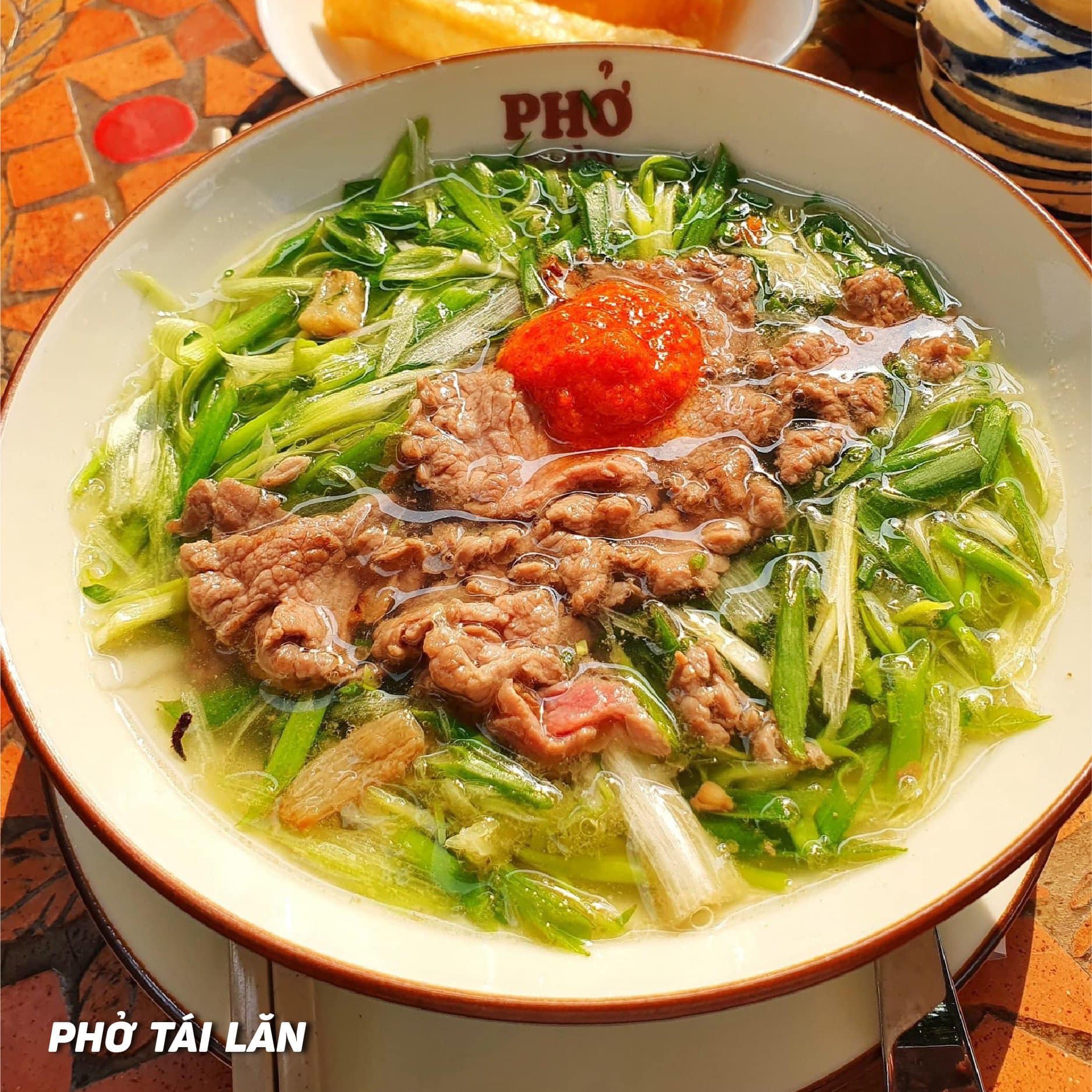 Lý do gì khiến Hứa Quang Hán qua Việt Nam ăn liên tục 2 quán trong 1 đêm?- Ảnh 8.
