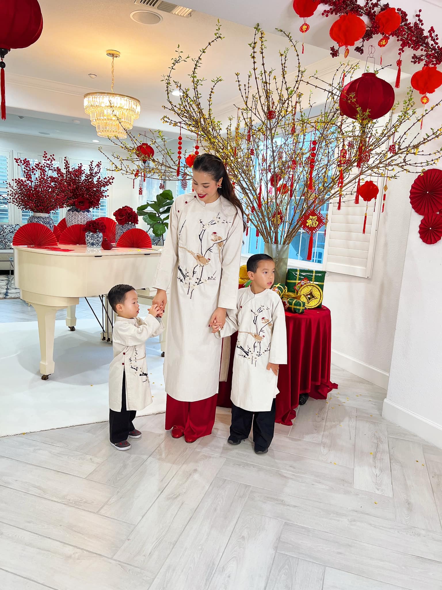 Hoa hậu Việt lấy chồng 6 năm chưa công khai danh tính, tuổi 34 làm chủ tiệm hoa, ở biệt thự 7 phòng- Ảnh 5.
