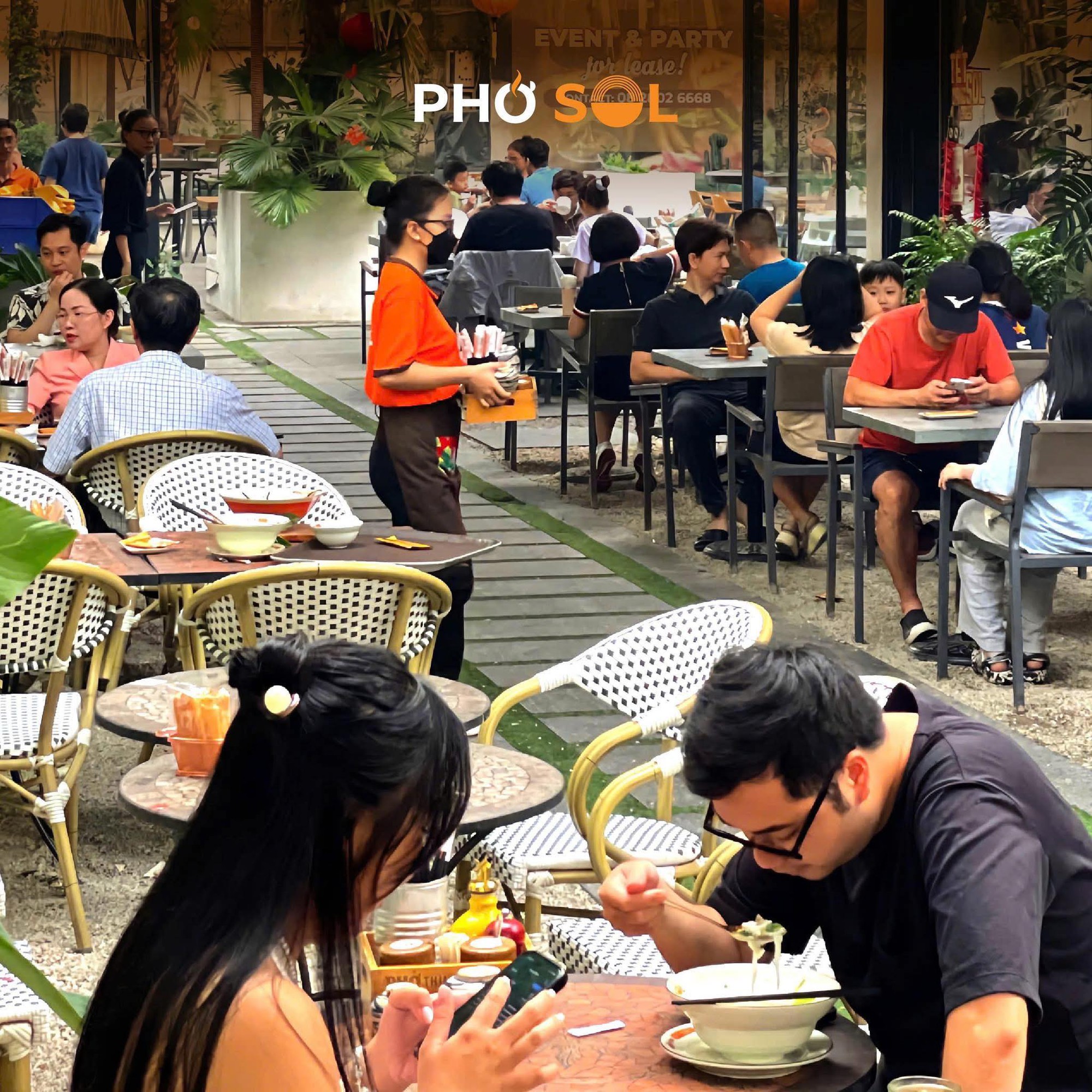 Lý do gì khiến Hứa Quang Hán qua Việt Nam ăn liên tục 2 quán trong 1 đêm?- Ảnh 7.