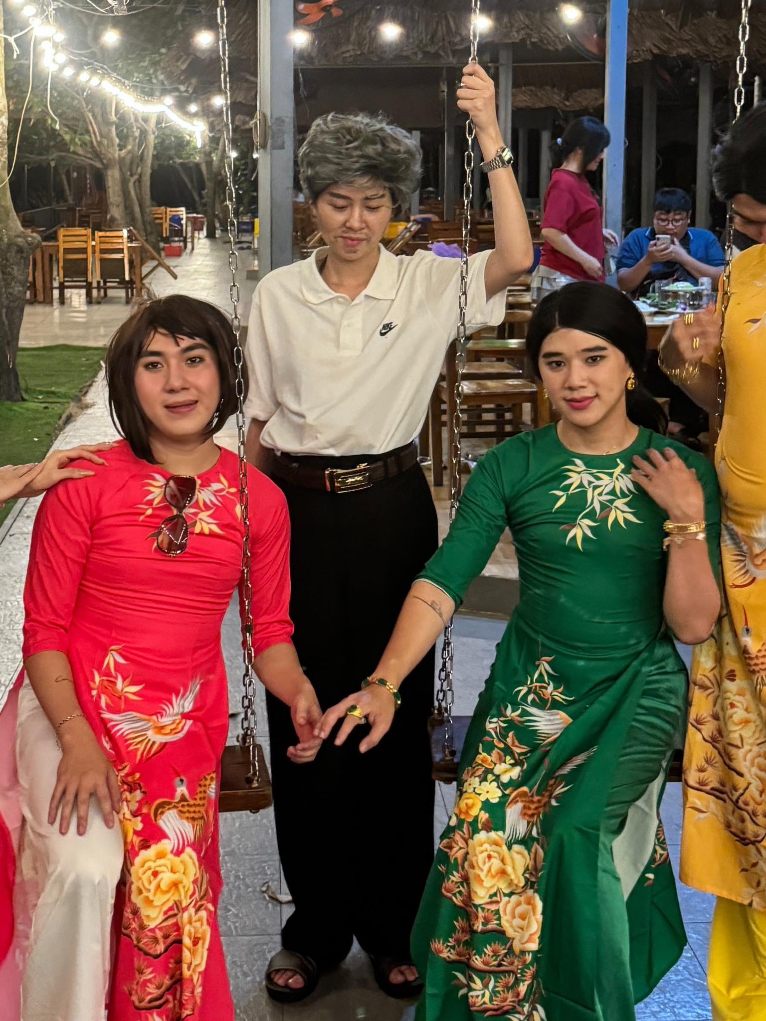 Cô Dung không "ấm ớ" như mọi người tưởng: Chỉ 47s đã biến chú Hùng, cô Thơ từ gà thành thóc!- Ảnh 1.