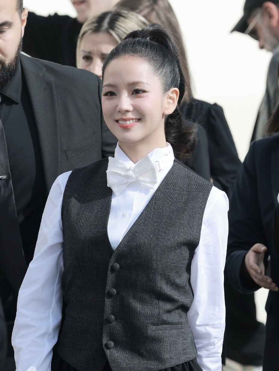4 mảnh ghép BLACKPINK, 1 mùa fashion week bão tố- Ảnh 12.
