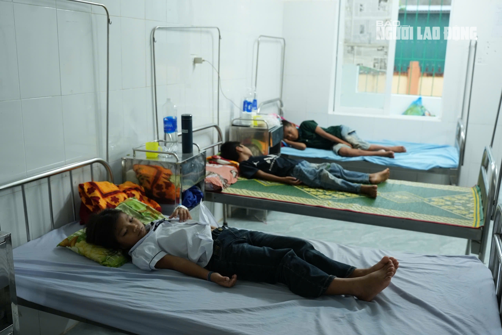 NÓNG: Vụ 40 học sinh nhập viện, bánh tày dương tính với vi khuẩn gây ngộ độc- Ảnh 3.