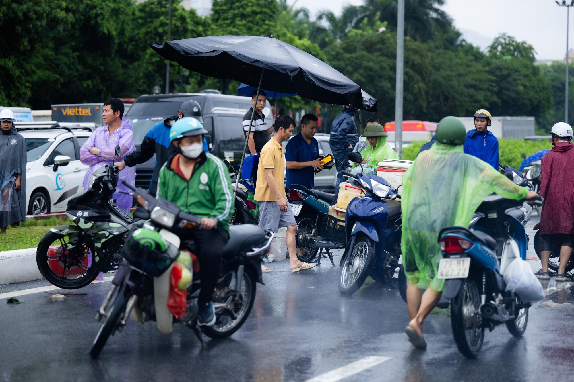 Nhiều người Hà Nội hôm nay ra đường là mất... ngày lương!- Ảnh 17.