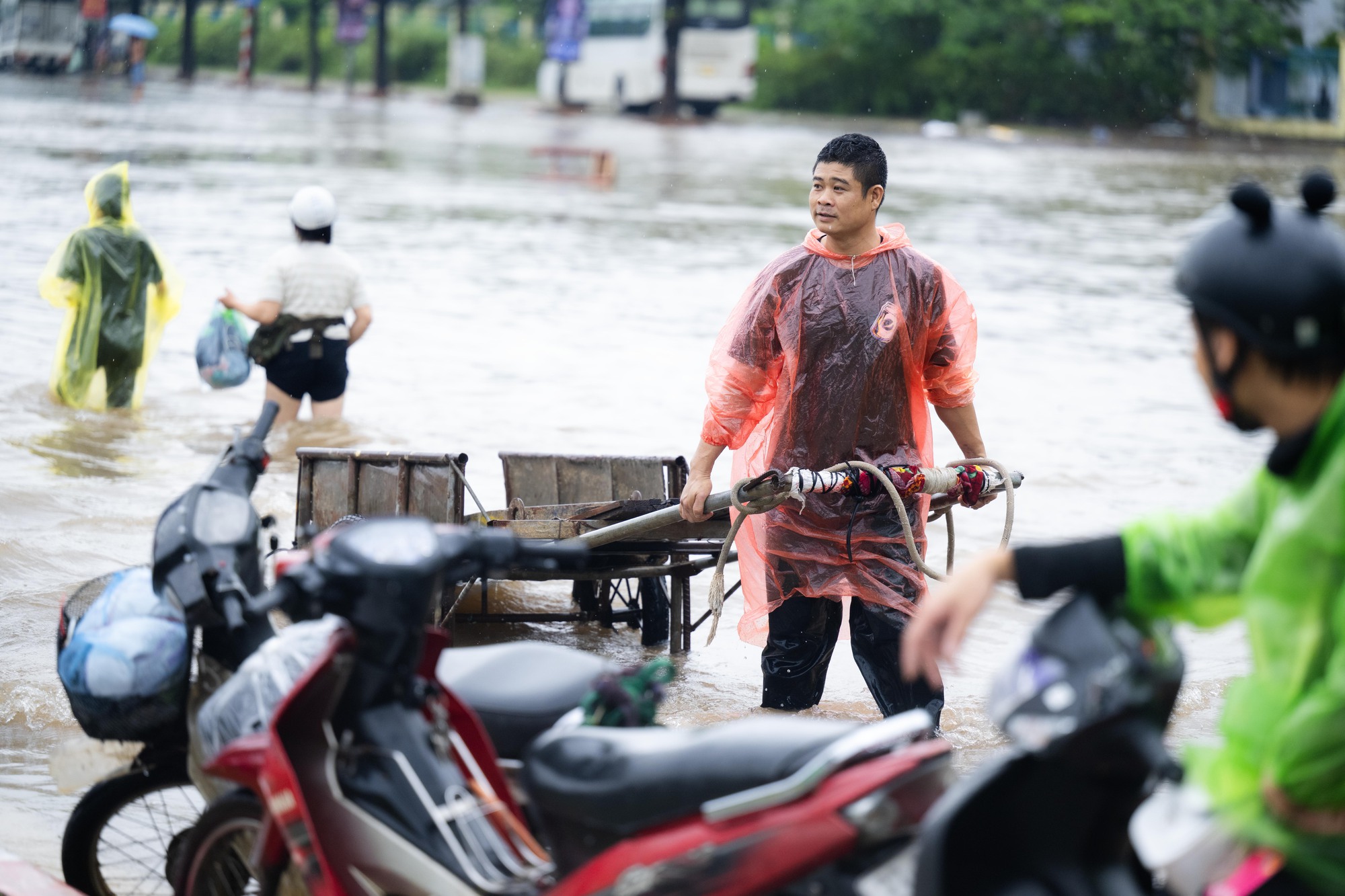 Nhiều người Hà Nội hôm nay ra đường là mất... ngày lương!- Ảnh 15.