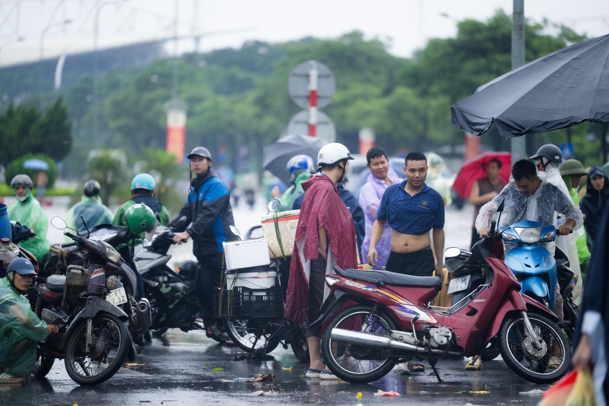 Nhiều người Hà Nội hôm nay ra đường là mất... ngày lương!- Ảnh 11.